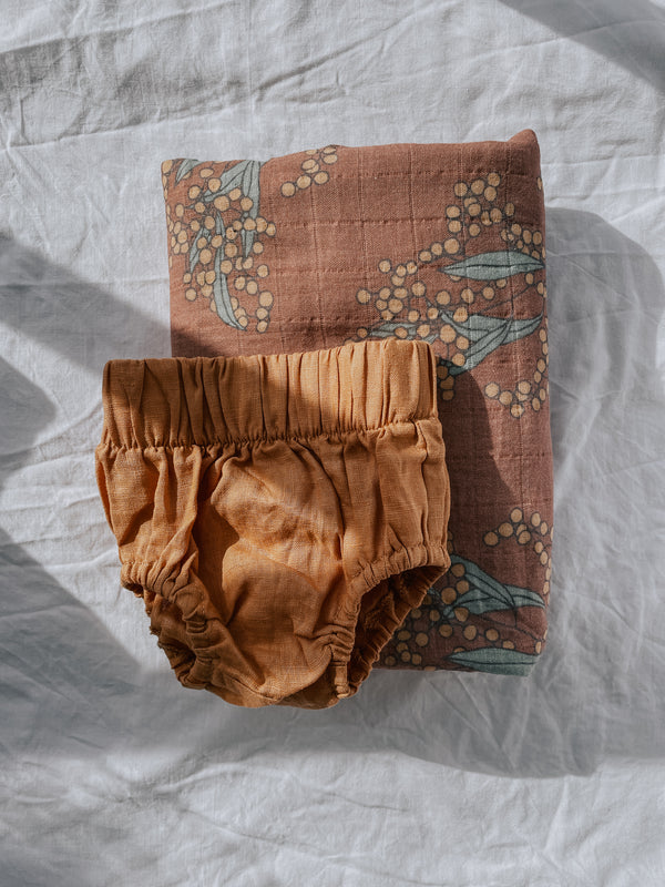 Bloomer + Swaddle Gift Set